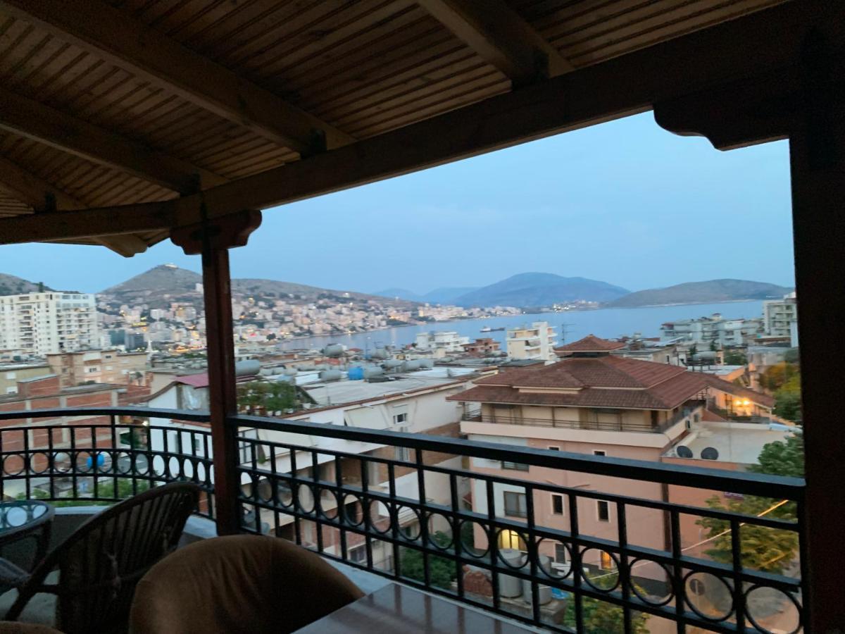 Kanina Hotel&Hostel Sarandë エクステリア 写真