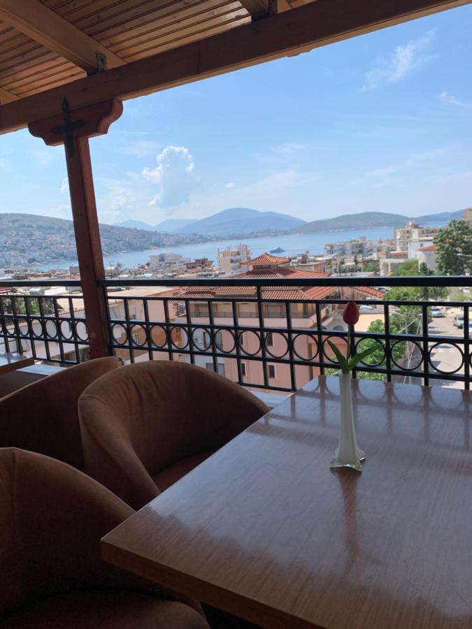 Kanina Hotel&Hostel Sarandë エクステリア 写真